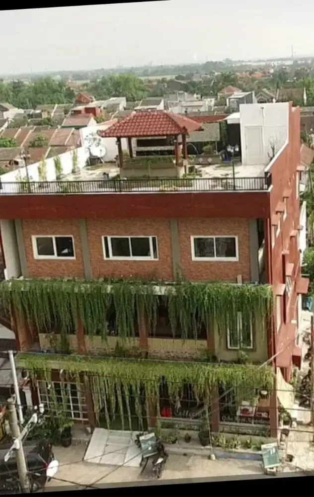 DIJUAL RUMAH USAHA CAFE DAN RUMAH TINGGAL DI SUKODONO