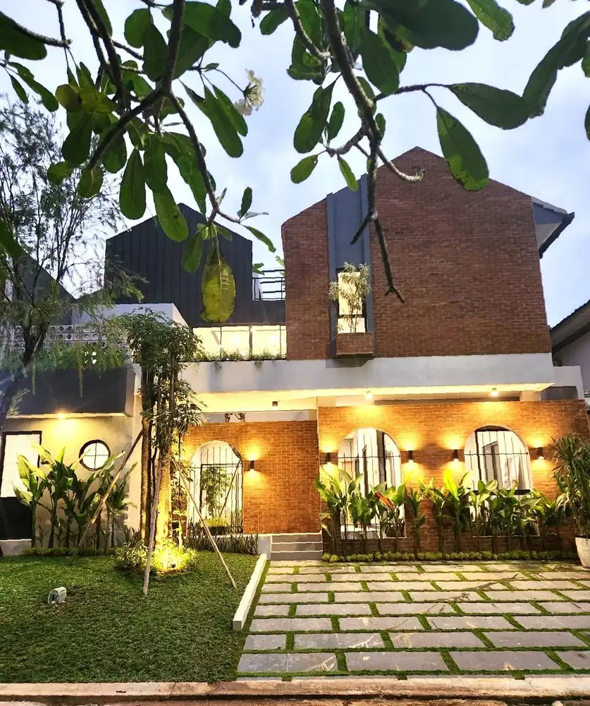 Dijual Rumah BSD The Green MEWAH! Industrial Tropis Tangerang Selatan