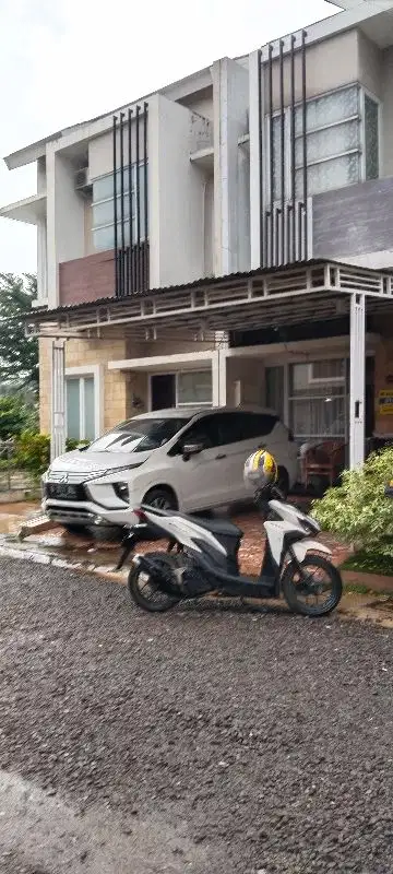 Jual cepat rumah 2 lantai di area rsud sawangan
