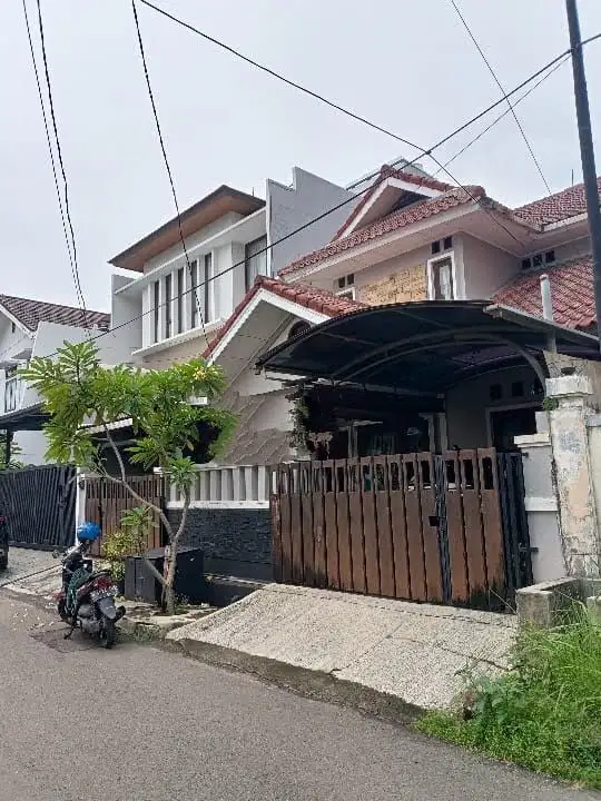 Dijual Rumah murah 2 lt siap huni di Kayu Putih,Jakarta Timur