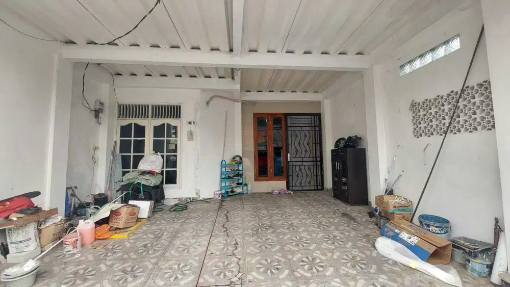 Rumah 2 lantai siap huni