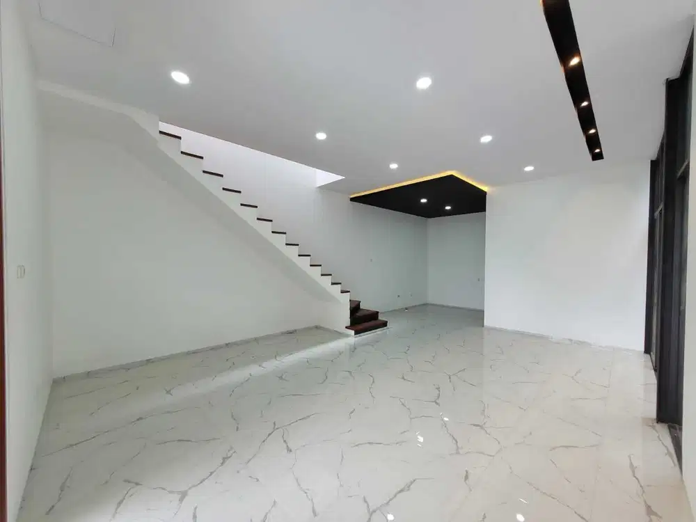 Rumah Baru Siap Huni di Setraduta Grande, Bandung