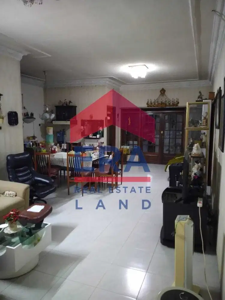 Dijual Rumah di Jalan Candi Sewu, Blimbing, Malang
