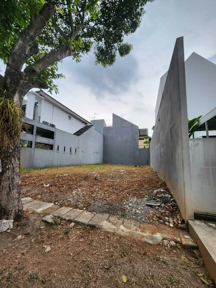 Tanah di Anggrek Loka, Bsd, Tangerang Selatan 180 m².