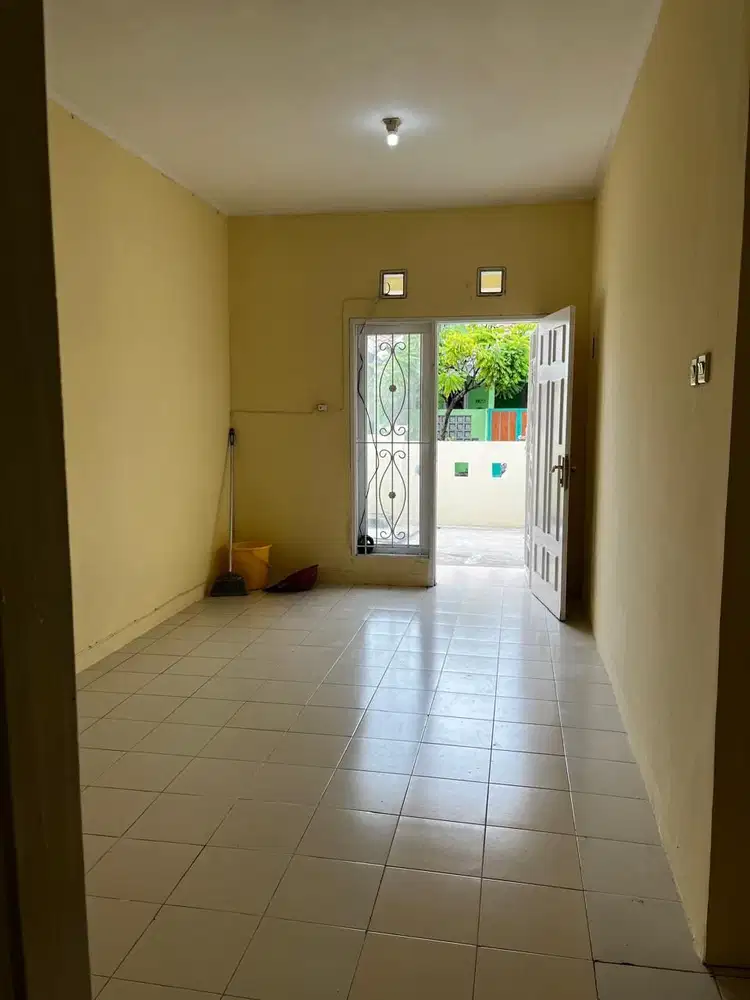 Dijual Cepat Rumah  Siap Huni Di Harapan Indah 1 Bekasi