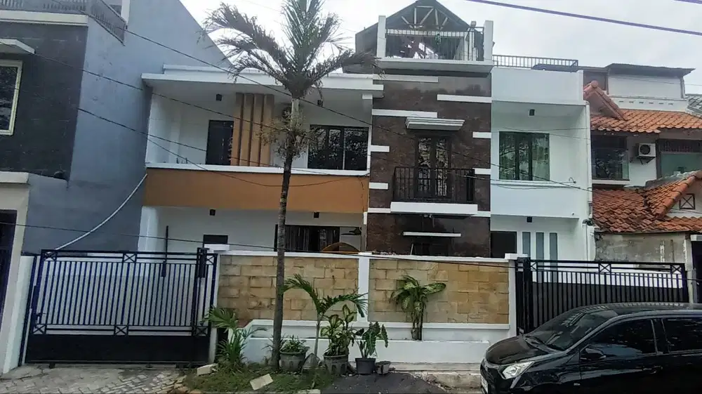 Rumah babatan pratama wiyung, dekat royal residence wisata bukit mas