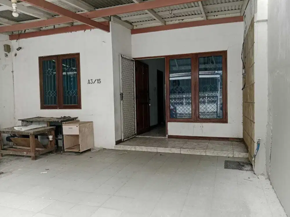 Rumah Sunter Standar Danau Indah Dijual Cepat