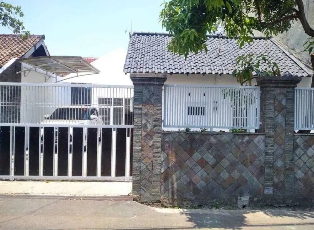 Dijual Rumah tengah kota murah sayap Bkr bandung