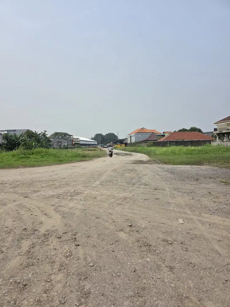 Kavling yos sudarso murah 1 ha utk pool kendaraan