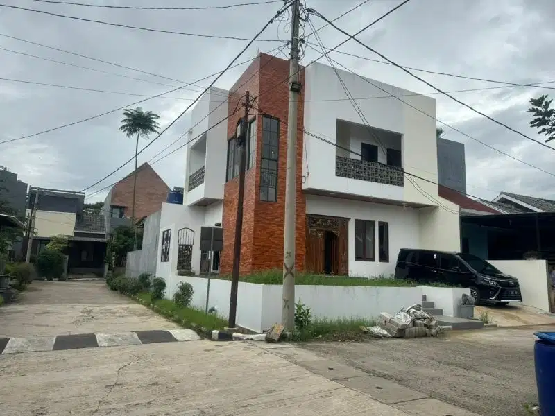 Turun Harga Dijual Rumah Baru Hoek Cluster Intan Depok