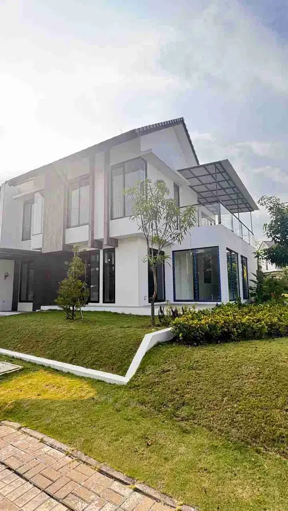 Rumah Baru 2 lantai Hoek Taman di Tatar Simakirana KBP
