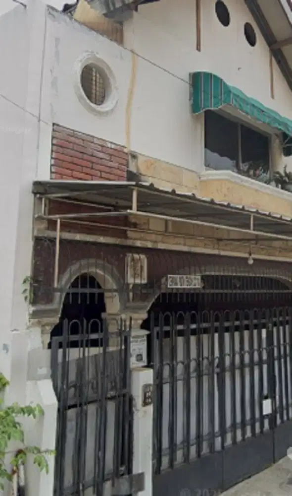 Turun Harga  Rumah Cempaka Putih 2 Lantai Dijual Cepat BU