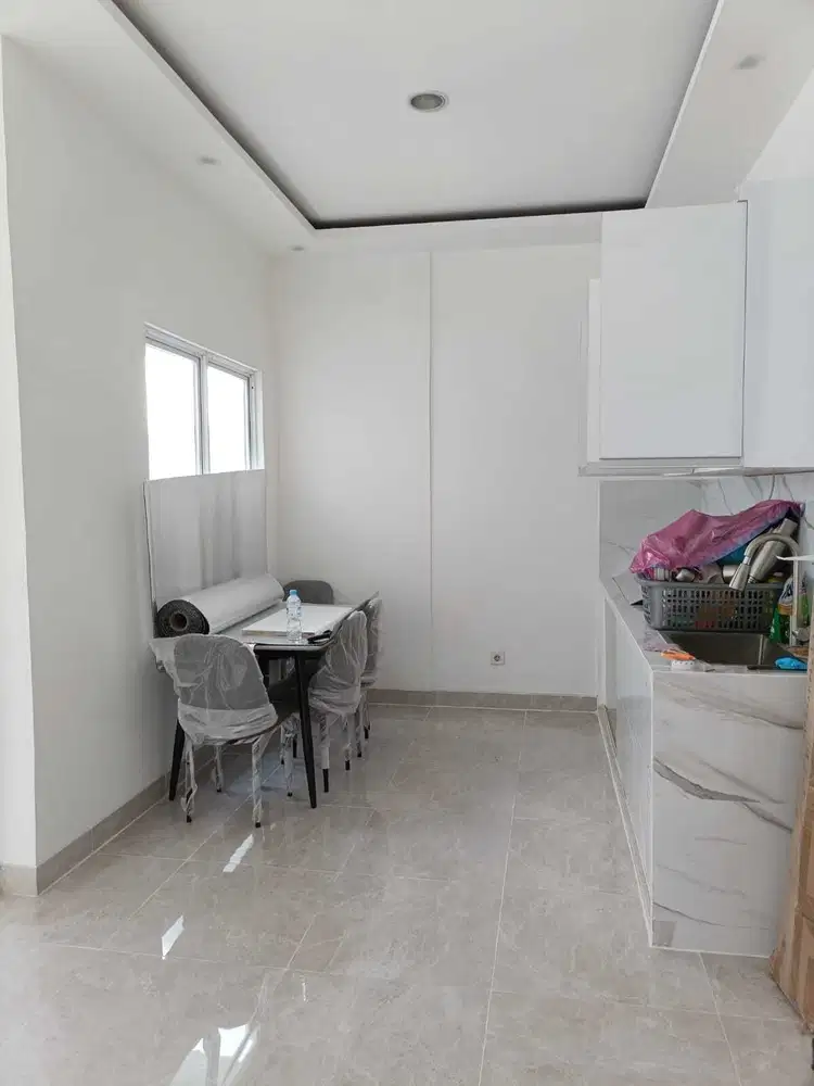 Dijual Rumah Siap Huni di Cluster Thames JGC, Jakarta Timur