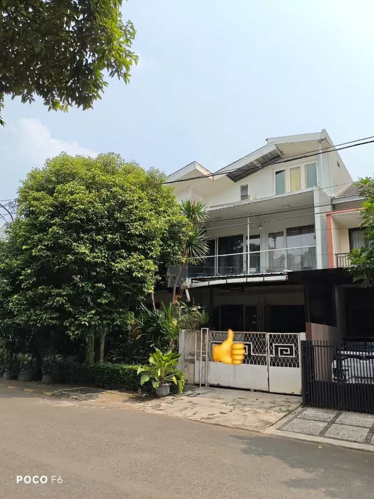Rumah 200 m² Bintaro Jaya Sektor 9 Dijual Murah