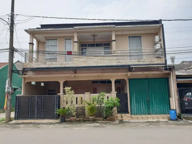 Dijual murah  Rumah  2 lt Cilodong, lokasi strategis