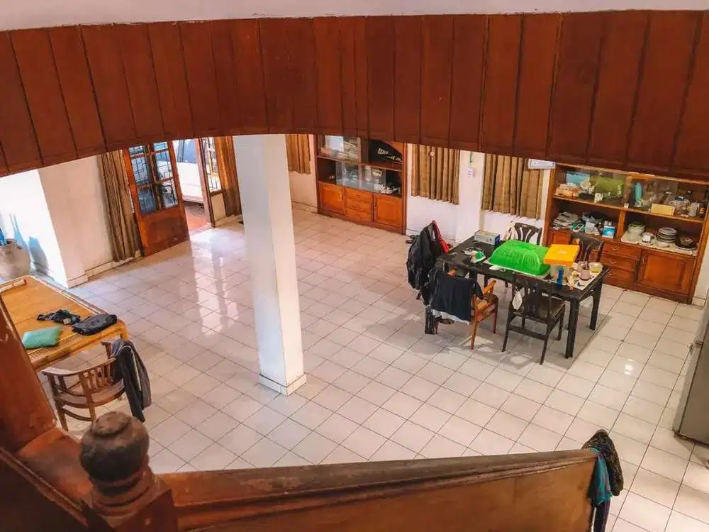 RUMAH PUSAT KOTA LOKASI RENON