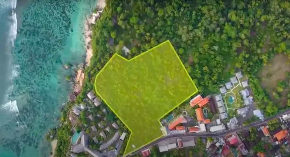 Dijual Tanah Tebing Padang-Padang di Jalan Utama