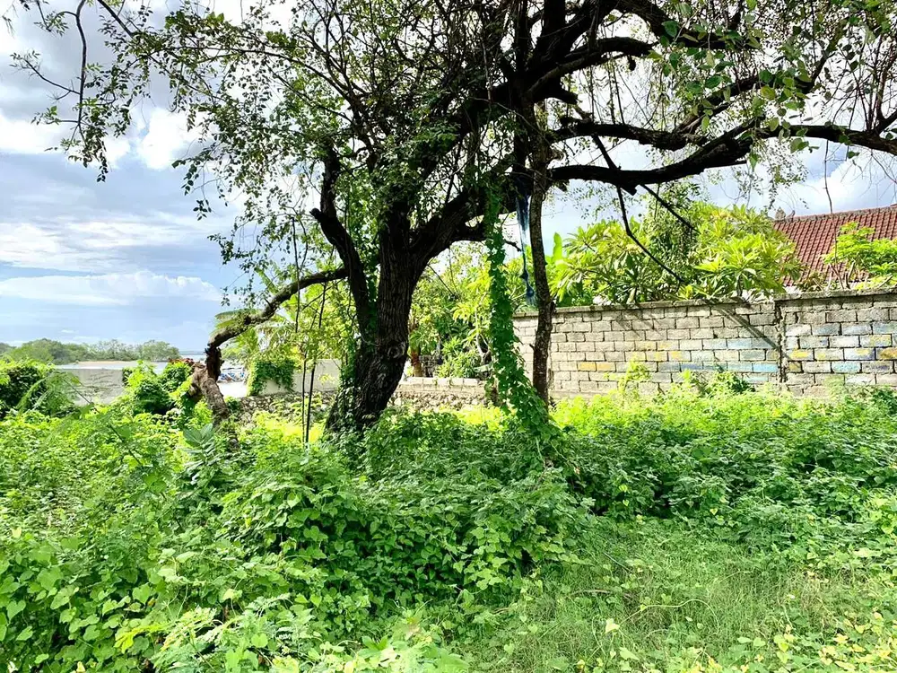 TANAH LUAS TEPI PANTAI BARAT TANJUNG BENOA