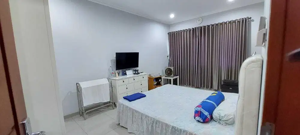 Rumah Sunter agung barat, 3 lantai, renov, BBS banjir, harga nego,