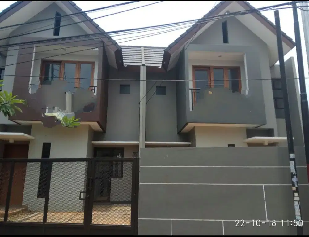 Jual rumah baru 2 lantai h merlin meruya
