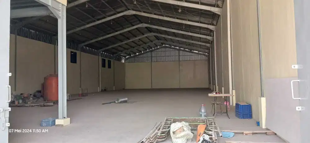 DISEWAKAN GUDANG ADA RUANG KANTOR DI TAMAN TEKNO BSD CITY  TANGSEL