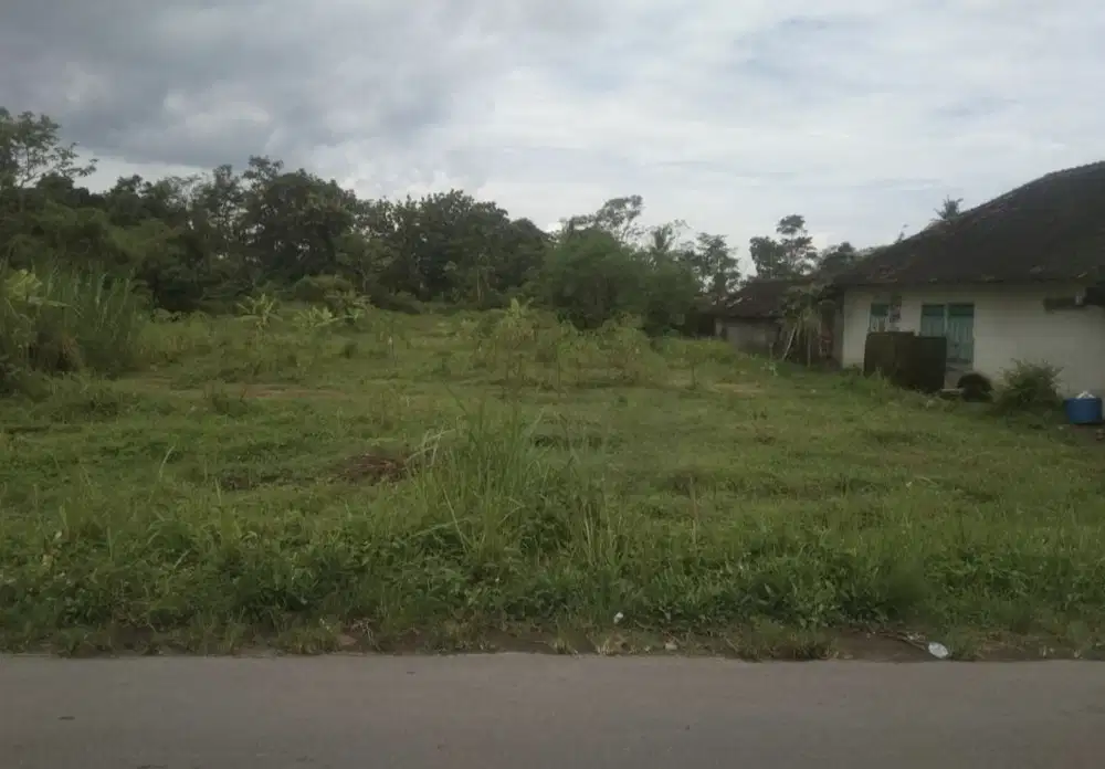 Dijual tanah strategis luas 3485 SHM dekat jalan raya Magelang Sleman