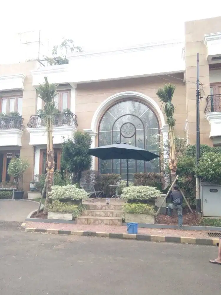 Dijual Rumah Acacia Residence Jakarta Selatan