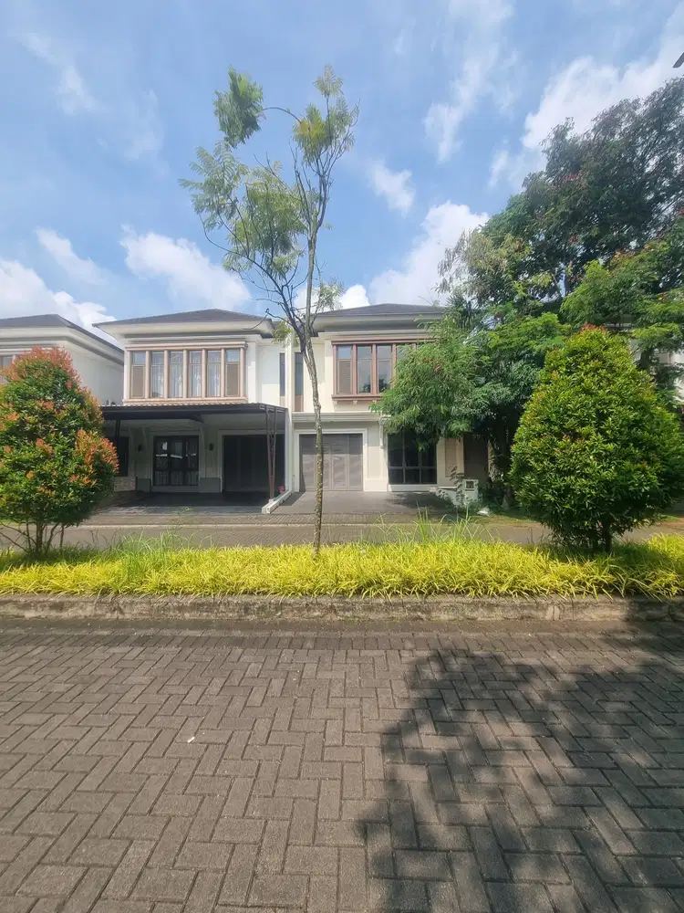 Rumah Luxmore Greenwich Park BSD City Free AC Jual Cepat!