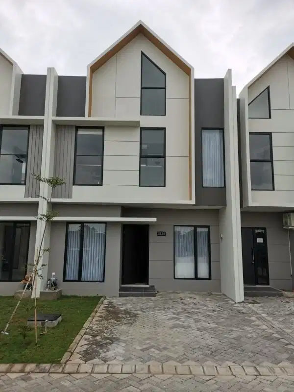 Rumah EASTERN PARK Residence Siap Huni Lokasi Strategis