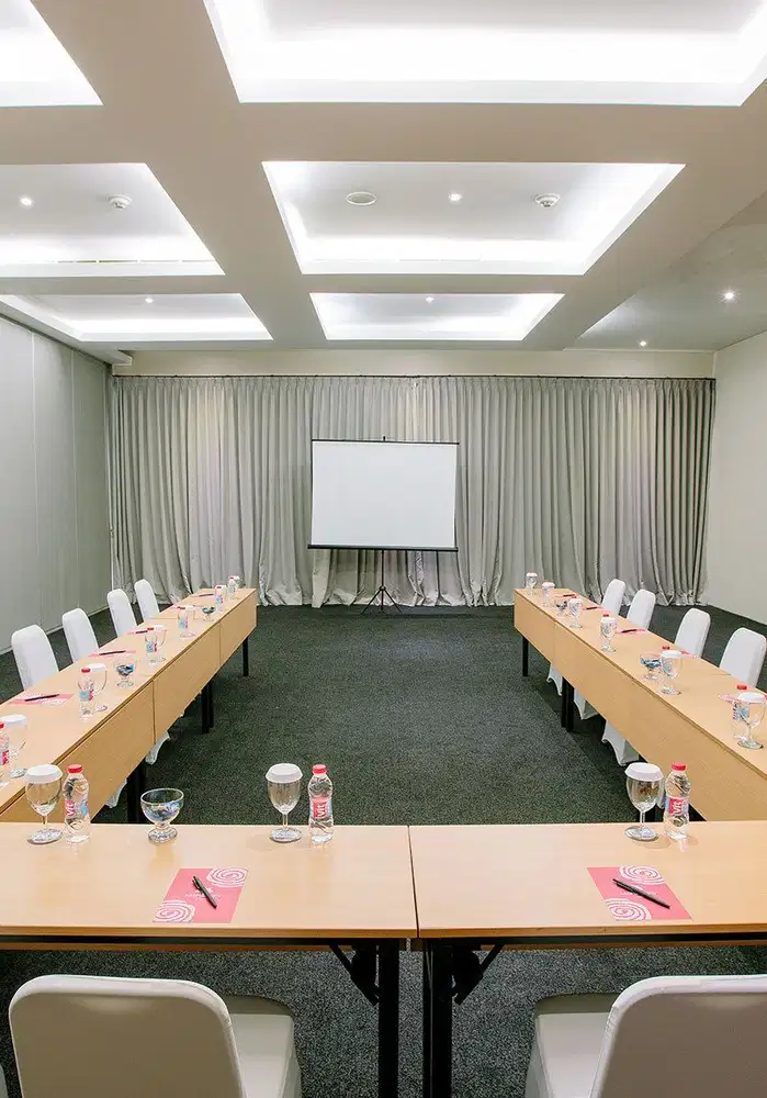 DIJUAL HOTEL BINTANG 3 NUSA DUA ROOFTOP LOUNGE