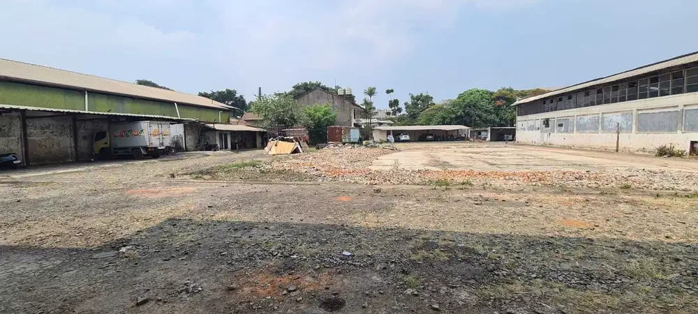 Disewakan Gudang Bagus Pusat Kota Jln. Sudirman Bandung