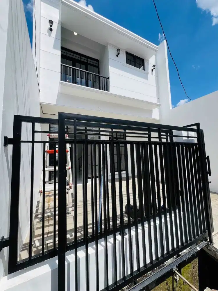 Rumah Siap Huni Model Klasik Minimalis di BSD Kencana Loka 12.5