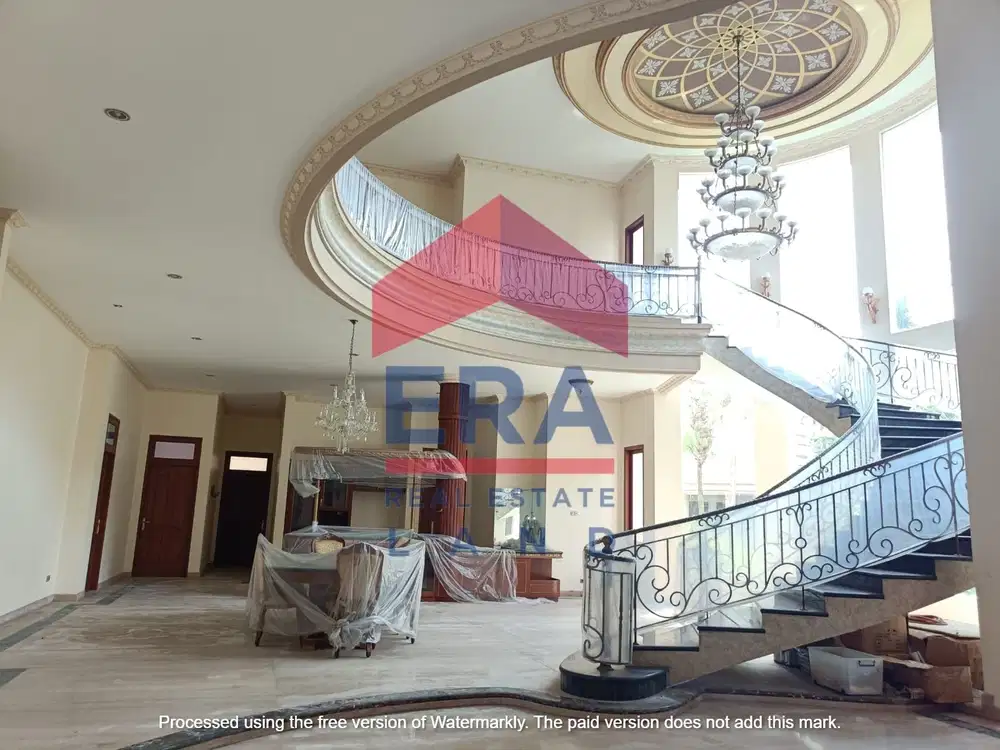 Dijual Rumah di Raya Golf Utama, Araya Malang