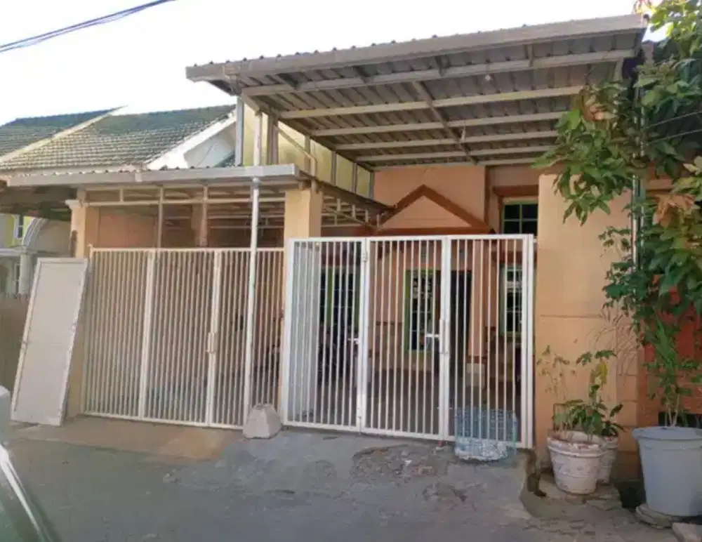 Rumah taman pondok indah wiyung, dekat gunung sari babatan royal graha