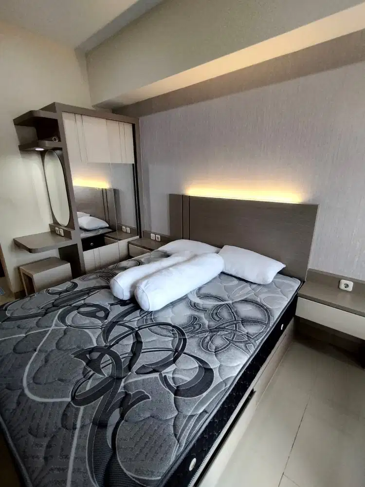 Grand Dharmahusada Lagoon dkt ITS Unair