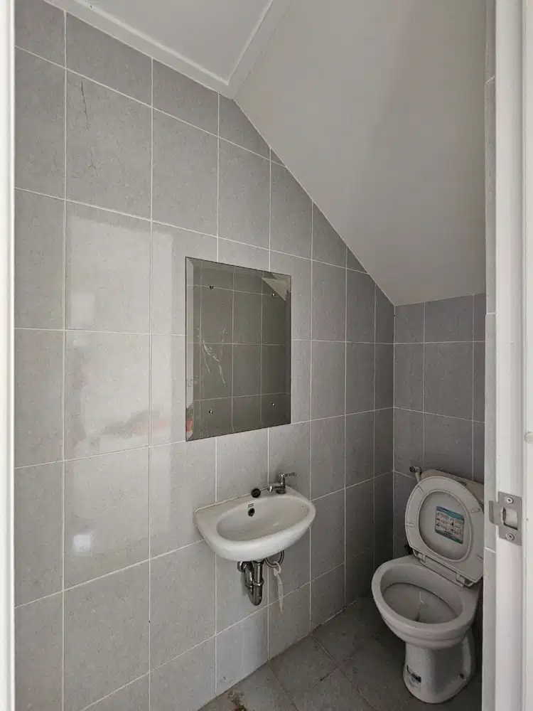 Dijual Rumah baru 2lt Cluster Martinez Gading Serpong Tangerang