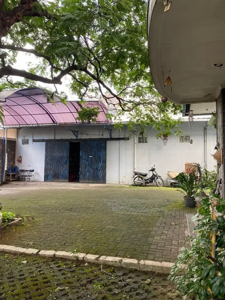 Dijual Gudang &Rumah Siap huni di jalan Dakota Gunung Batu Bandung