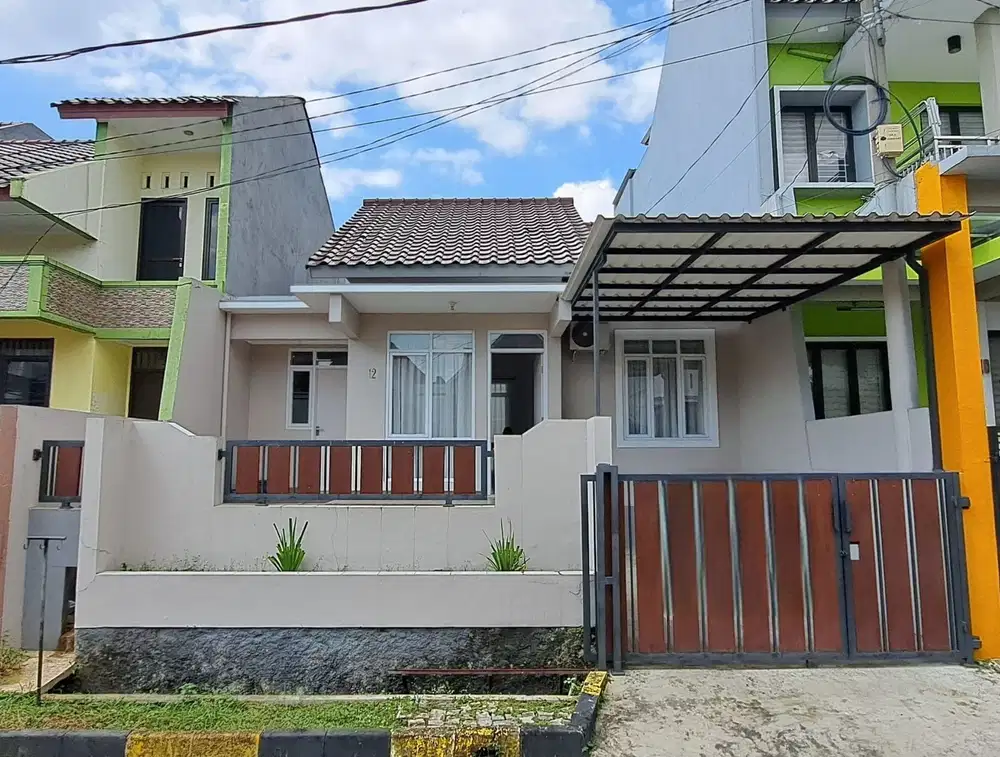 Rumah Modern Mewah Baru Renovasi Siap Huni di Taman Yasmin Bogor