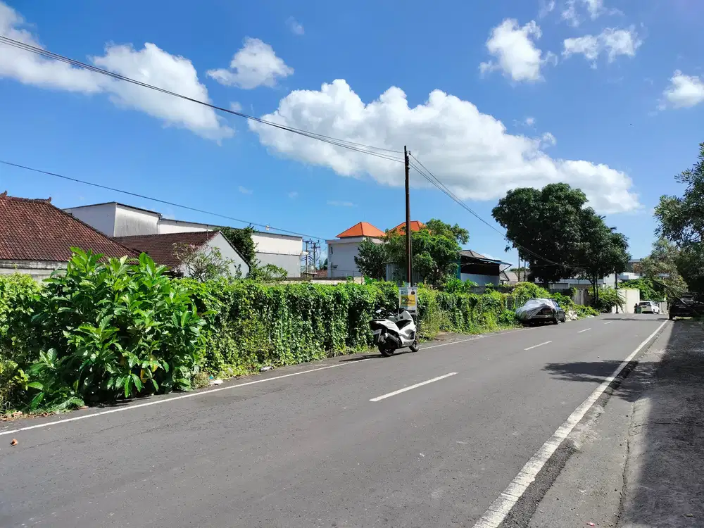 Tanah lux 644m2 lbr 35mtr persada kerobokan jl8mtr belakang bali kiddy