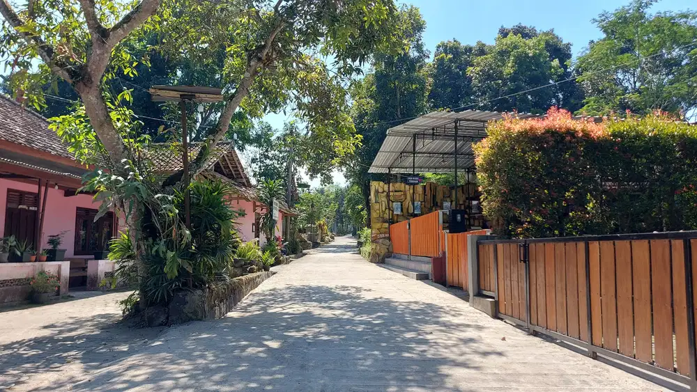 Tanah Siap Bangun 100 Meter Gua Maria Tebonan