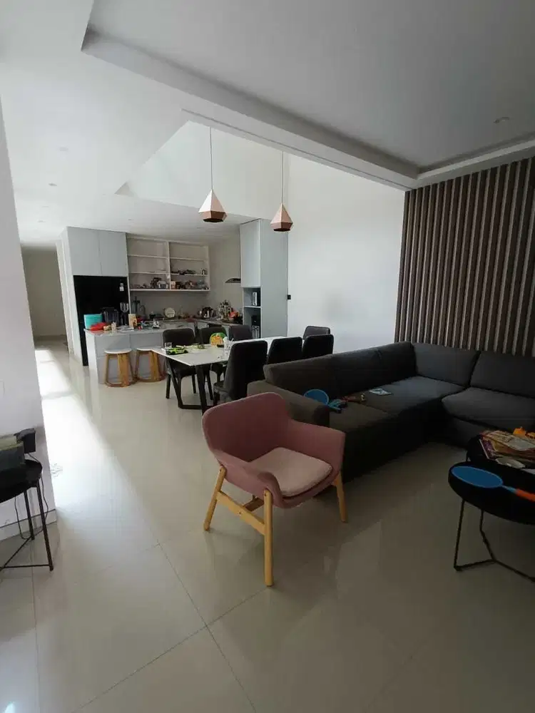 Rumah Siap Huni di Jl. Setra Dago Utara, Antapani