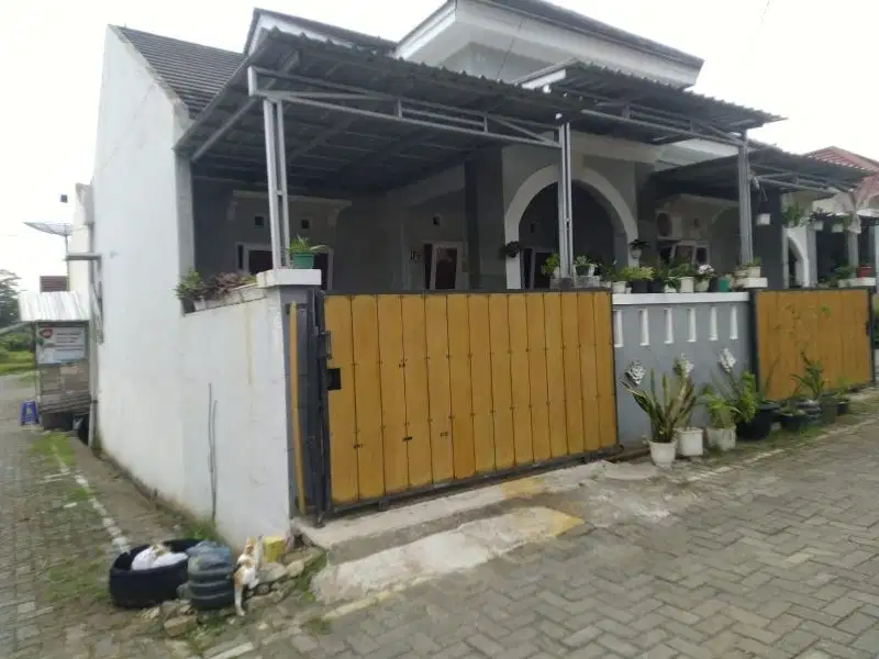 Rumah Hook Purwokerto Cluster 2 Perumahan Griya Satria