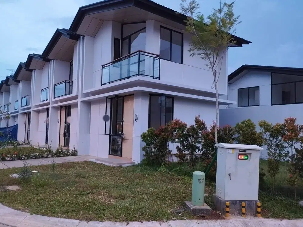 Disewakan rumah baru 2 lt  hook free IPL Cendana Cove Lippo Karawaci