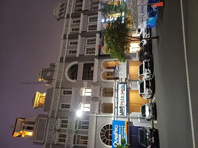 Ruko Moi 5 +1 Lantai