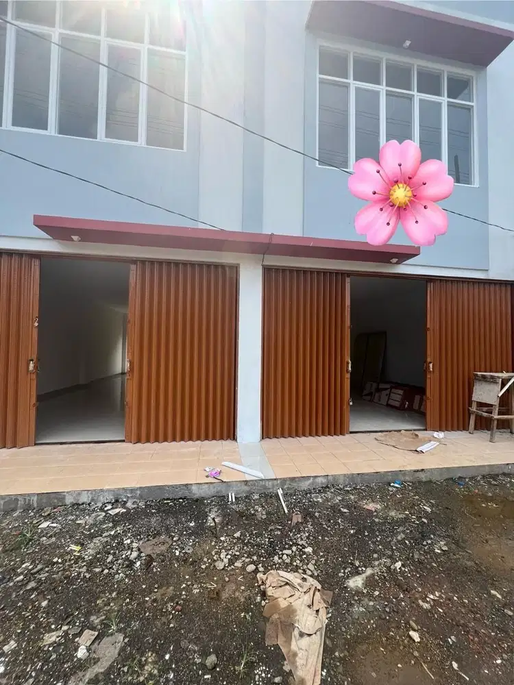 Ruko Baru Di Komplek Ruko Parkiran Luas Di Pandu Raya