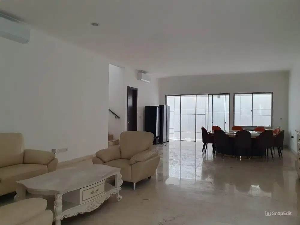 DISEWA RUMAH PIK GOLF ISLAND uk200 Furnish Elegant Full Marmer Jakut