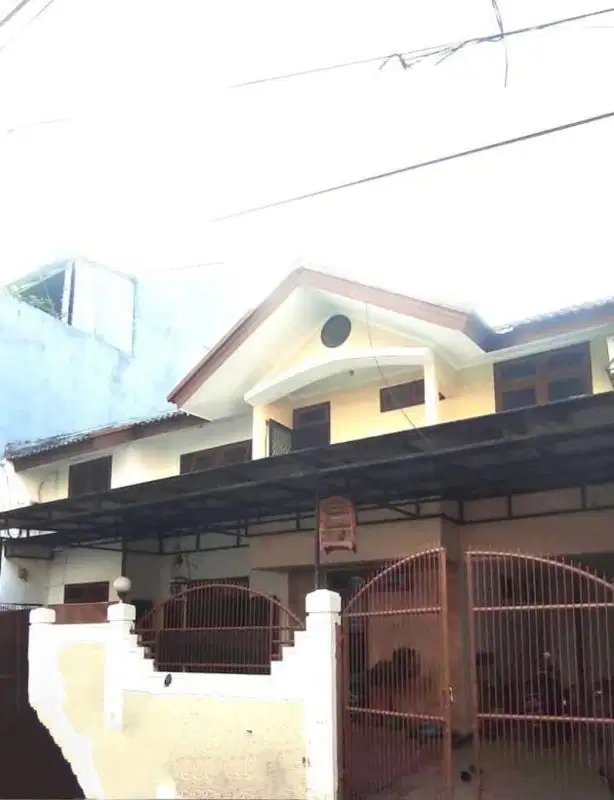 RUMAH DURI KEPA 2 LANTAI SIAP DIHUNI DAN BEBAS BANJIR