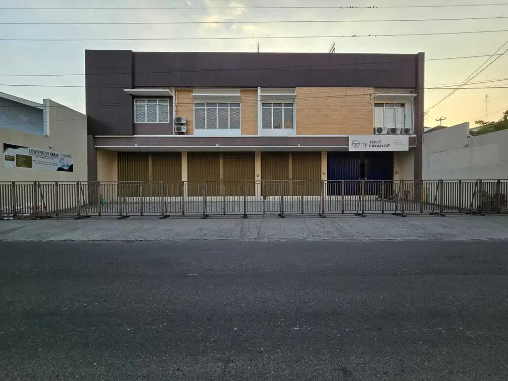 Ruko baru strategis pusat kota dekat jalan veteran serengan solo
