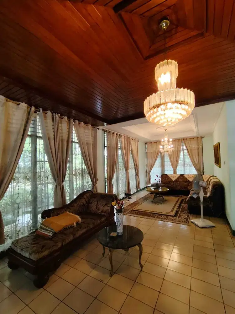 Rumah cocok untuk kost dekat Binus Anggrek Kemanggisan Jakarta Barat