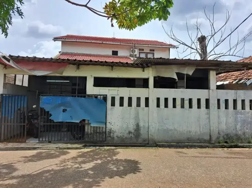 Dijual rumah second LT210 LB 250 bisa tempat usaha di galaxy pekayon